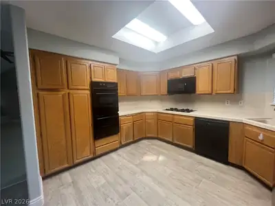 3611 Laguna Del Sol Drive Kitchen