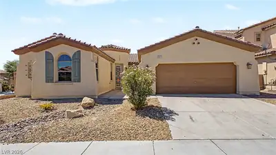 2013 Alamo Heights Avenue, North Las Vegas, NV 89031 