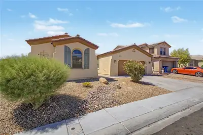 2013 Alamo Heights Avenue, North Las Vegas, NV 89031 