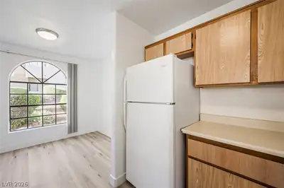 2980 Juniper Hills Boulevard 103 Kitchen