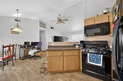 4614 Little Finch Lane, Las Vegas, NV 89115 Kitchen