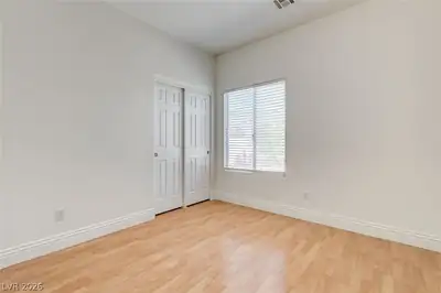 2515 NEW SALEM Avenue Bedroom