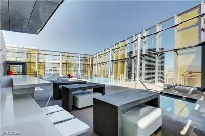 3722 Las Vegas Boulevard 811 Patio