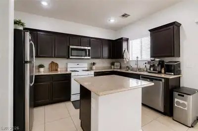 10926 Colour Magic Street Kitchen
