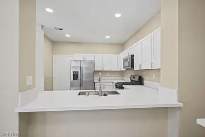 1716 Comstock Drive, Henderson, NV 89014 Kitchen