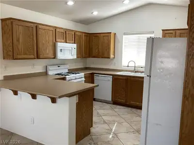 3641 Terneza Avenue Kitchen