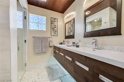 11 Pheasant Ridge Circle, Henderson, NV 89014 Primary Bathroom