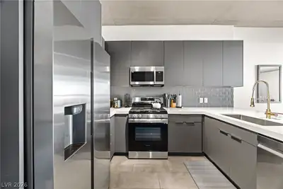 353 East Bonneville Avenue 505 Kitchen