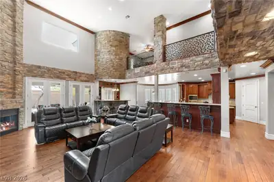 208 East Levi Avenue Living Room