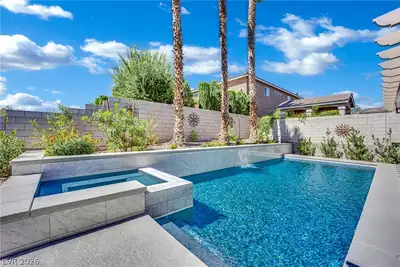 8905 Goldstone Avenue Las Vegas, NV 89143