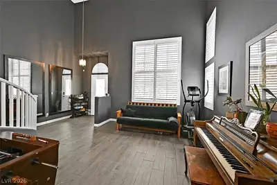 2206 Spanish Town Avenue, North Las Vegas, NV 89031 Living Room