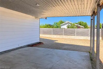 4080 Studio Street Patio