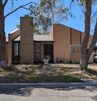 1804 Marathon Drive, Las Vegas, NV 89108 Front of Structure