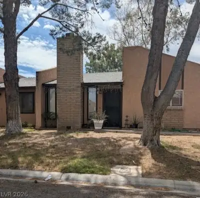 1804 Marathon Drive, Las Vegas, NV 89108 Front of Structure