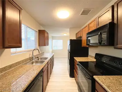 1834 North Decatur Boulevard 204 Kitchen