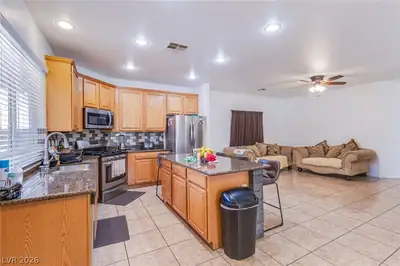 124 SHARP EDGE Avenue North Las Vegas, NV 89031