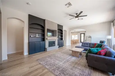 2312 Thayer Avenue Living Room