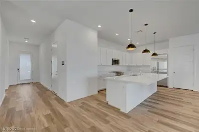 952 Tony Willis Court Kitchen