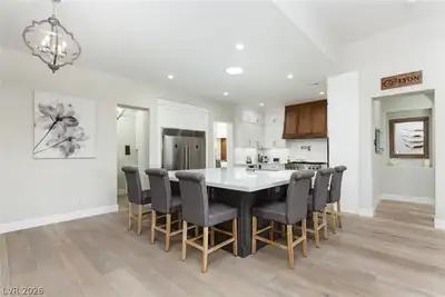 252 Hull Street, Henderson, NV 89015 Kitchen