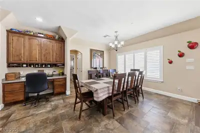 1285 East Embry Avenue Dining Area