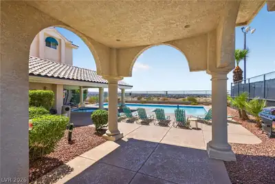3550 Bay Sands Drive 2070 Pool