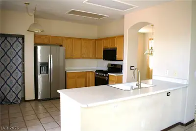 7804 Picnic Street Kitchen