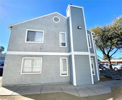 1872 Cosmic Drive, Las Vegas, NV 89115 