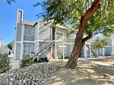 1872 Cosmic Drive, Las Vegas, NV 89115 