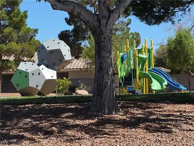 705 West Alecandro Daniel Avenue Playground