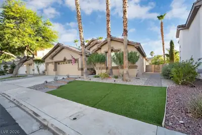 1323 Rolling Sunset Street, Henderson, NV 89052 Front of Structure