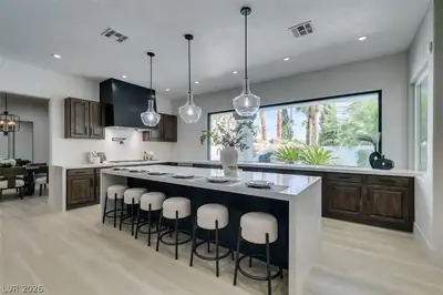 2200 Paseo Court Kitchen