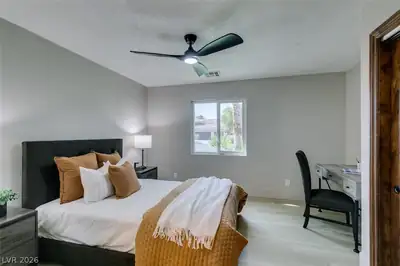 2200 Paseo Court Bedroom
