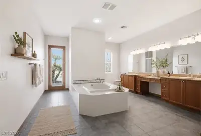 5612 Lusitano Street, Las Vegas, NV 89130 Primary Bathroom