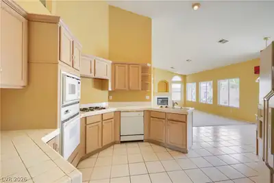 7442 Midfield Court, Las Vegas, NV 89120 Kitchen