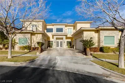 9328 Tournament Canyon Drive Front of Structure