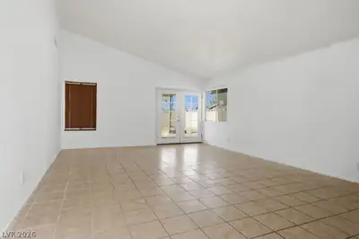 3118 Blossom Glen Drive, Henderson, NV 89014 Living Room
