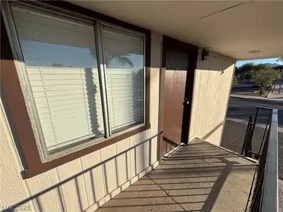 147 Westminster Way D Entry