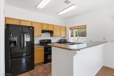 1667 Lefty Garcia Way, Henderson, NV 89002 Kitchen