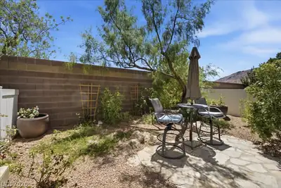 1667 Lefty Garcia Way, Henderson, NV 89002 Patio