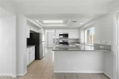551 British Court, Henderson, NV 89014 Kitchen