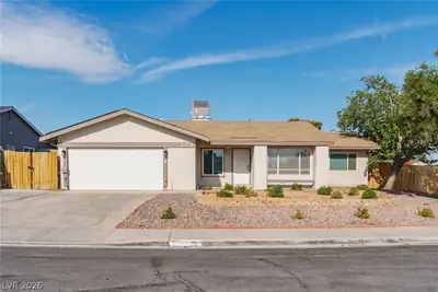 5551 Corral Circle Las Vegas, NV 89119