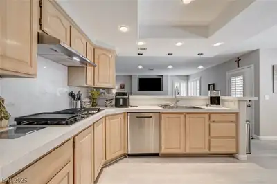 295 Vallarte Drive, Henderson, NV 89014 Kitchen