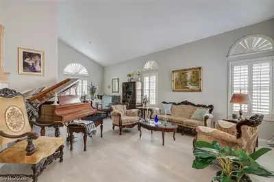 295 Vallarte Drive, Henderson, NV 89014 Living Room
