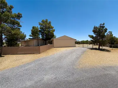 1611 West Blosser Ranch Road Front of Structure