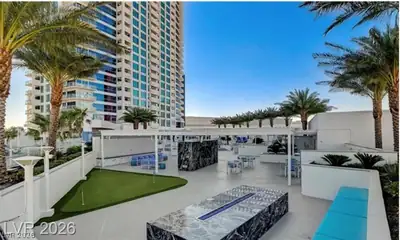 2700 Las Vegas Boulevard 2607 Patio