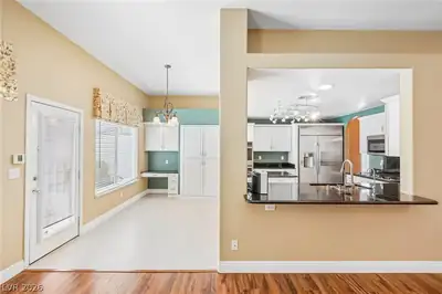 1923 Coralino Drive, Henderson, NV 89074 Kitchen
