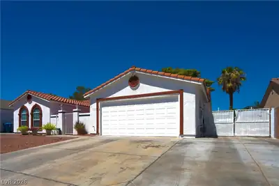 1825 Stonington Place, Las Vegas, NV 89108 Front of Structure