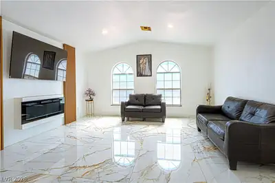 1825 Stonington Place, Las Vegas, NV 89108 Living Room