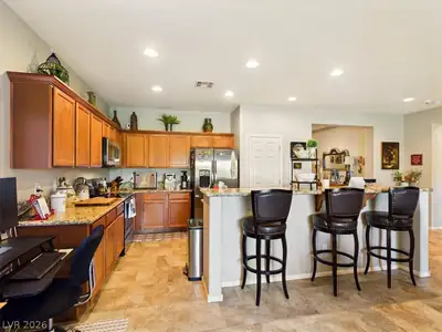 4408 South Glory Vine Lane Kitchen