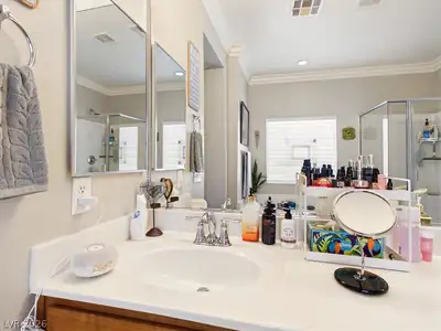 4408 South Glory Vine Lane Primary Bathroom